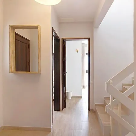 Casa Harlequin 4*